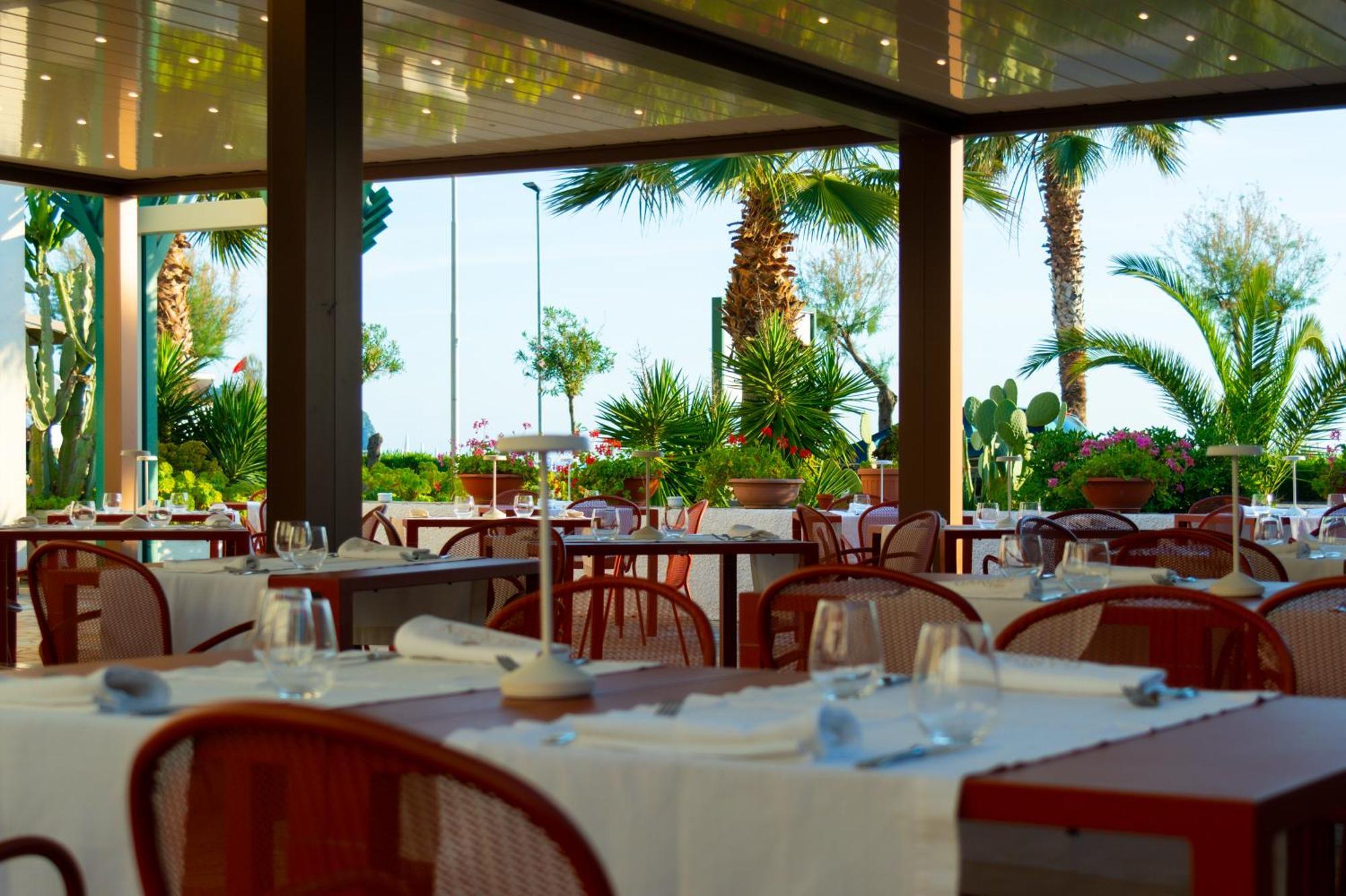 Hotel Garden Praia a Mare Exteriér fotografie