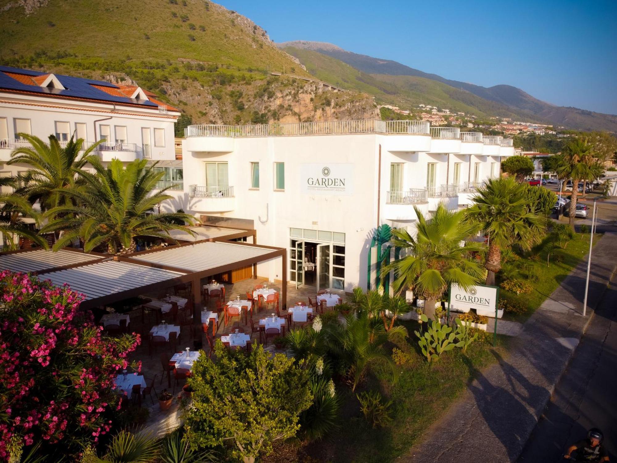 Hotel Garden Praia a Mare Exteriér fotografie