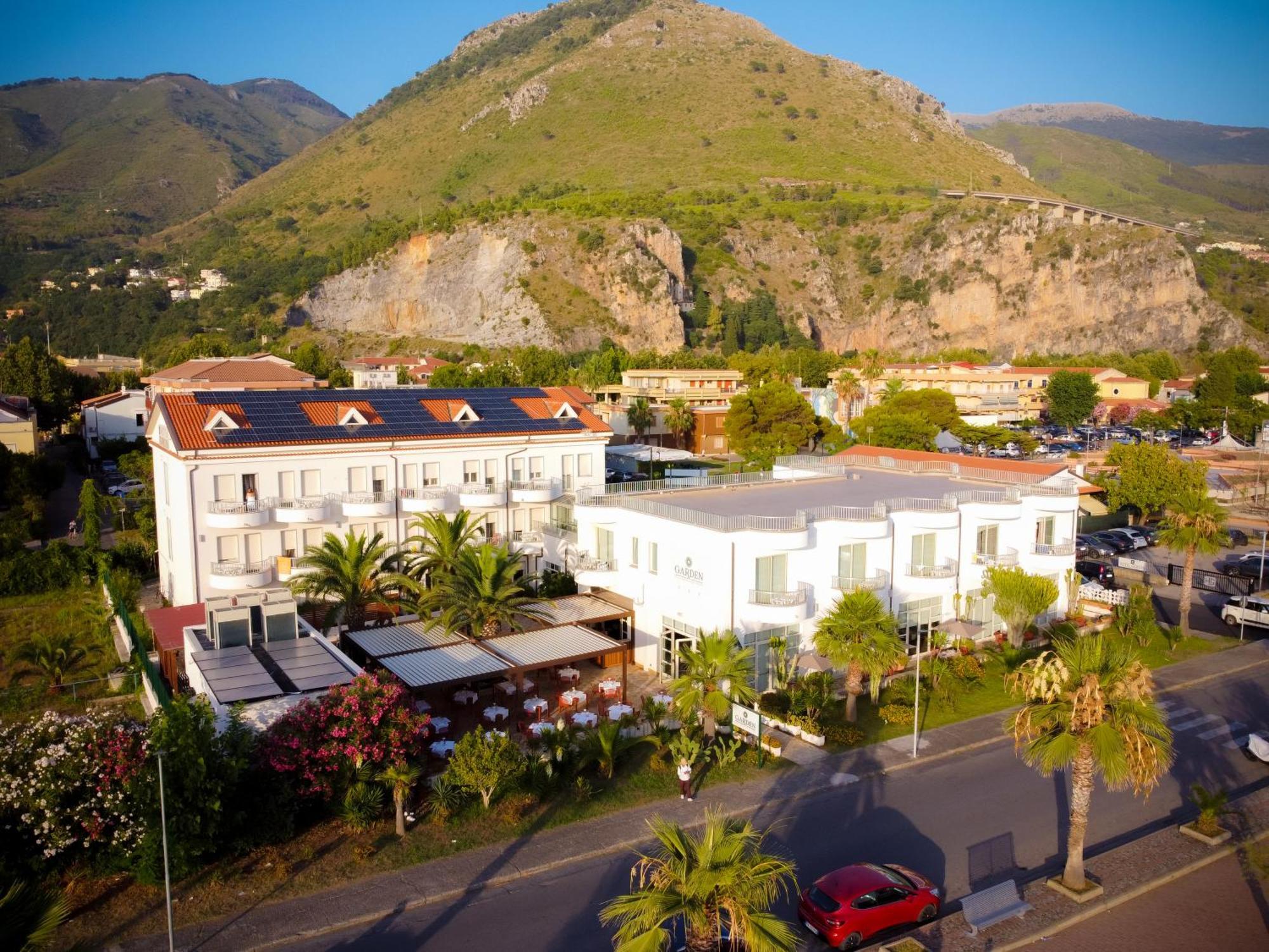 Hotel Garden Praia a Mare Exteriér fotografie