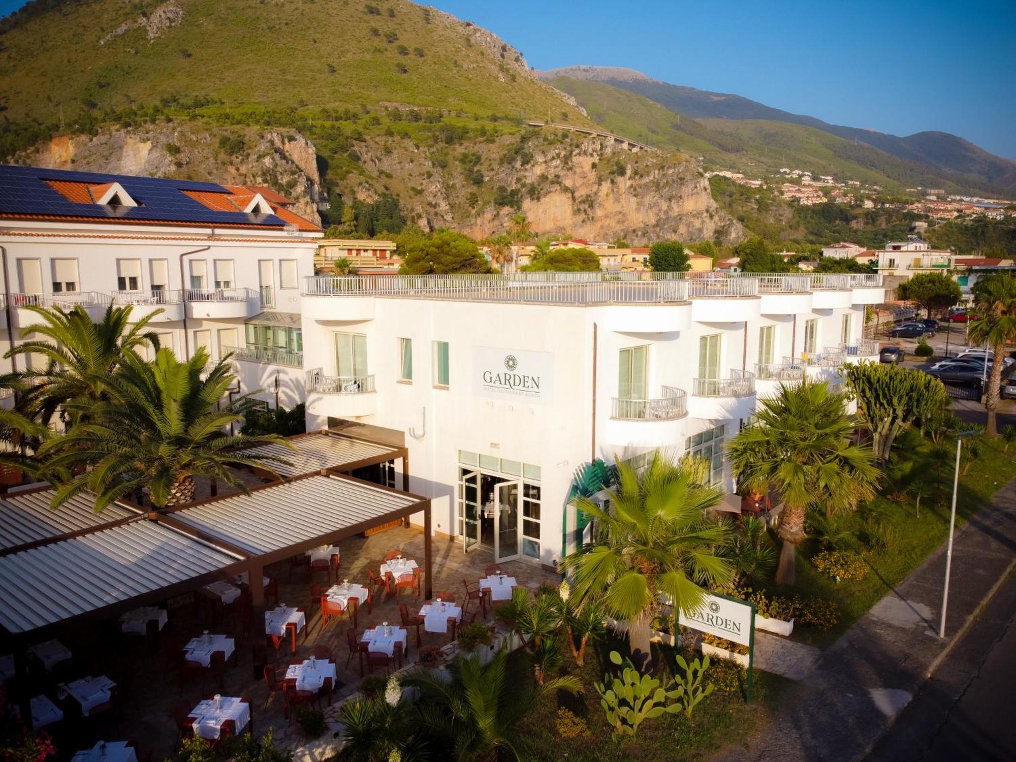 Hotel Garden Praia a Mare Exteriér fotografie