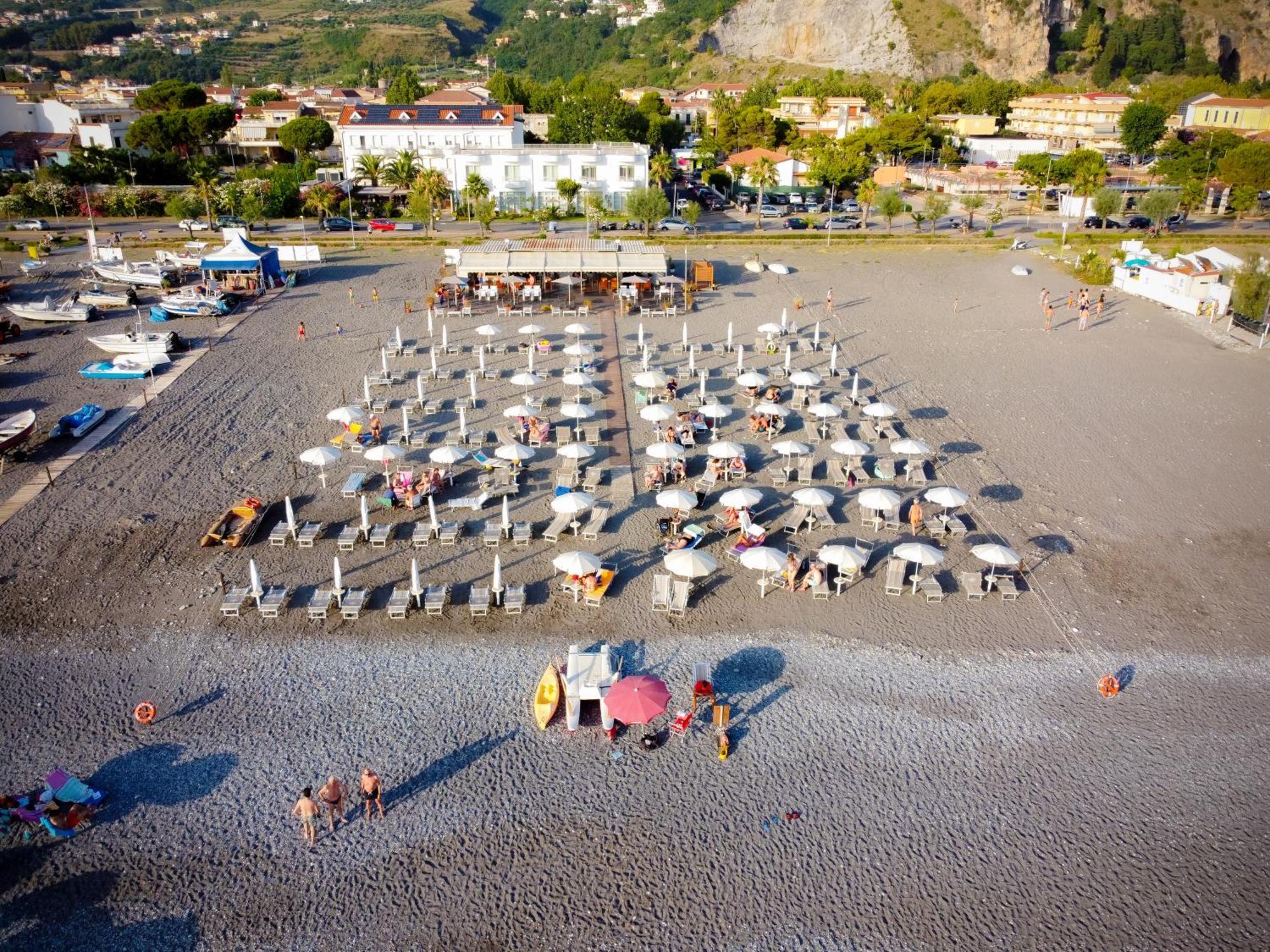 Hotel Garden Praia a Mare Exteriér fotografie